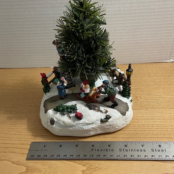 Winter Valley Christmas Holiday Scene Fiber Optic Playground Village *SEE VIDEO* - Picture 10 of 12